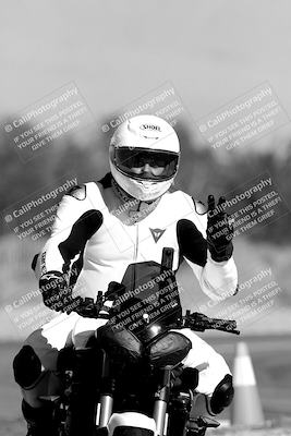 media/Nov-06-2023-Moto Forza (Mon) [[ce023d0744]]/4-Beginner Group/Session 3 (Track Exit)/